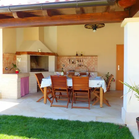 Holiday Casa *