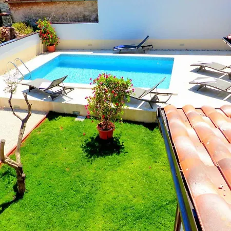 Holiday Casa *